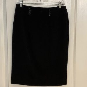 White House Black Market zip back pencil type skirt.